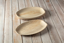 Load image into Gallery viewer, Tree Choice 13" x 9" Whole Leaf Oval Platter (100 count)